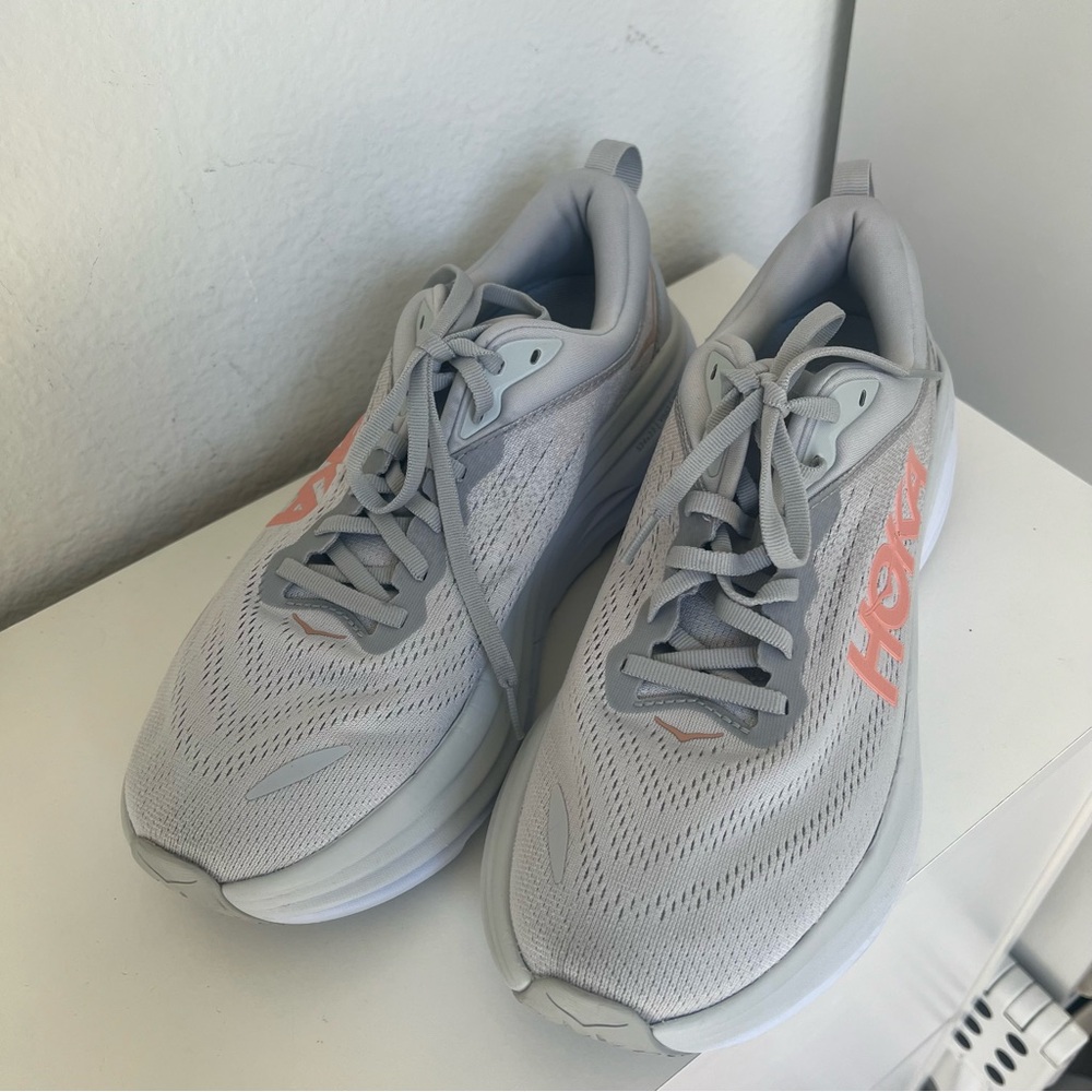 Hoka Gray and Pink Bondi 8 Sneakers in Harbor Mist / Lunar Rock - Picture 3 of 8